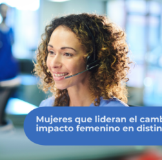 Mujer atendiendo llamadas en oficina representando el liderazgo femenino en distintos sectores profesionales en el Día Internacional de la Mujer